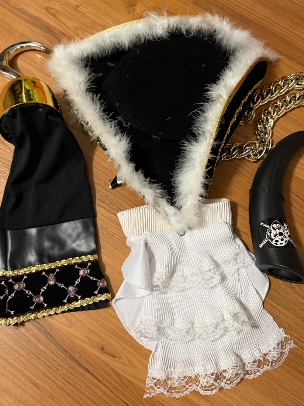 Black & White Pirate Costume Accessories Set - Women or Men Accessories